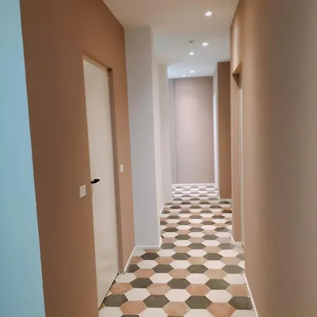 Facentro - Free Wifi & Air Conditioning Διαμέρισμα