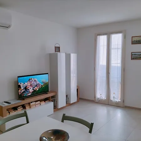 Facentro - Free Wifi & Air Conditioning Διαμέρισμα