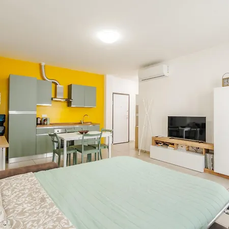 Facentro - Free Wifi & Air Conditioning Διαμέρισμα