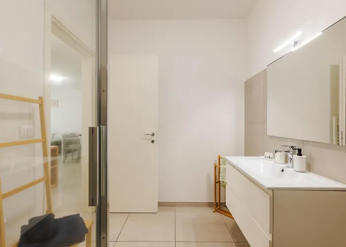 Facentro - Free Wifi & Air Conditioning Appartement
