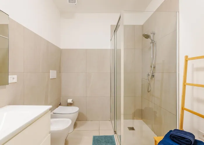 Facentro - Free Wifi & Air Conditioning 아파트 *