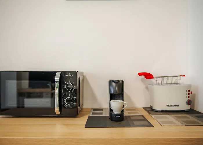 Facentro - Free Wifi & Air Conditioning 아파트 파엔차